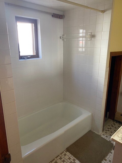 Building Photo - 55 Dane St