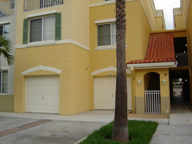 Building Photo - 11033 Legacy Blvd