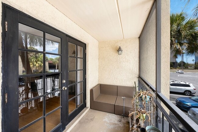 Building Photo - 5306 Santa Rosa Ct