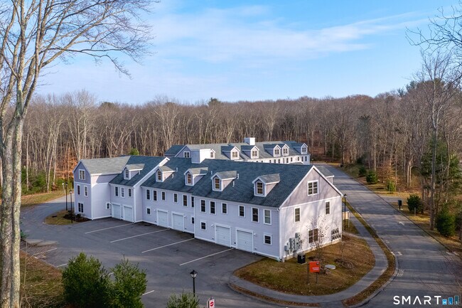 Building Photo - 77 Lyme St