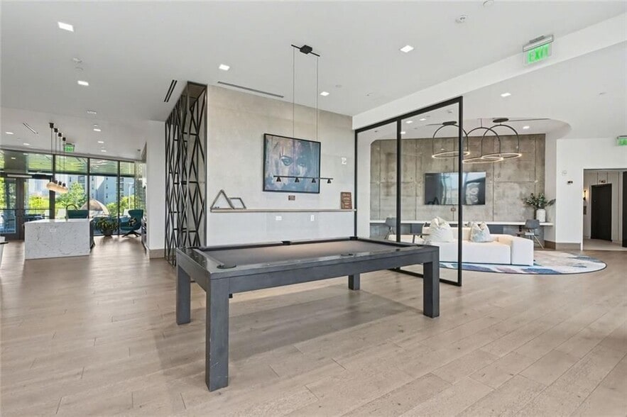 Building Photo - 788 West Marietta St NW