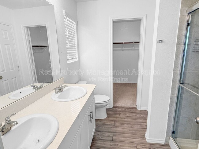 Building Photo - 846 Breakwater Dr