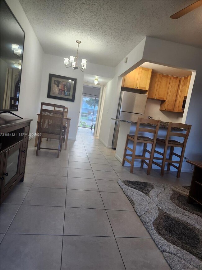 Building Photo - 326 Durham Cir