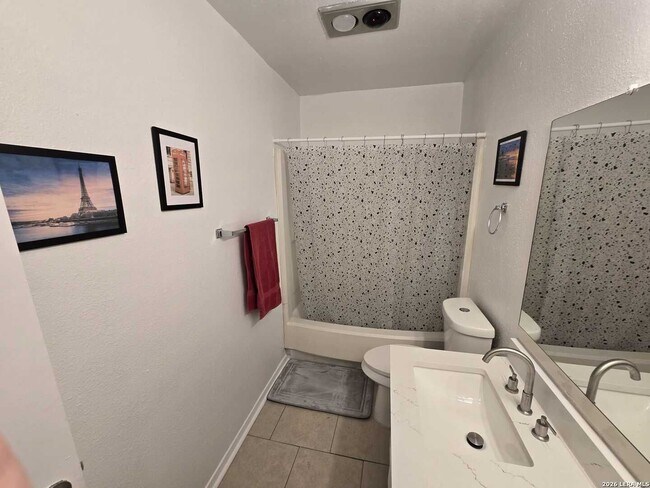 Building Photo - 4111 Sunrise Terrace Dr