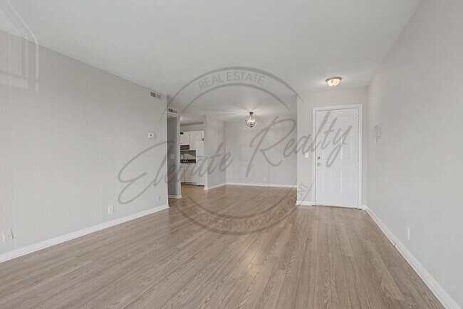 Building Photo - SPRING SPECIAL!! FIRST MONTH FREE on this Two Bedroom Condo, Second Floor, across from Madison Pa...