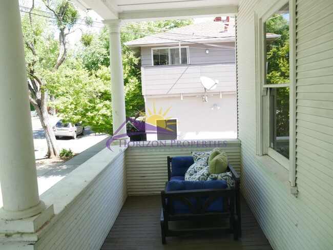Building Photo - Unique 3 Bed 2 Bath 1,359 Sq. Ft. Midtown ...