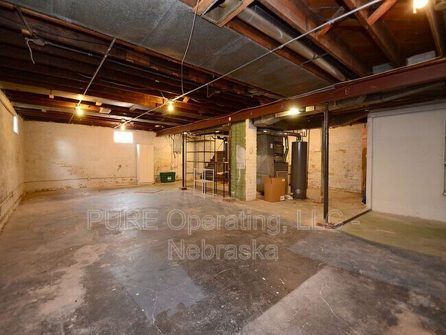 Building Photo - 2720 N 47th Ave