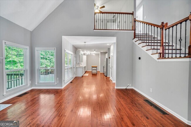 Building Photo - 67 Brightling Ln
