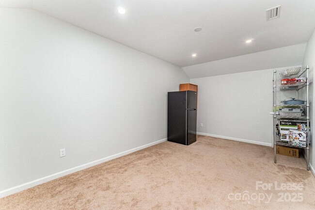 Building Photo - 3917 Bighorn Wy