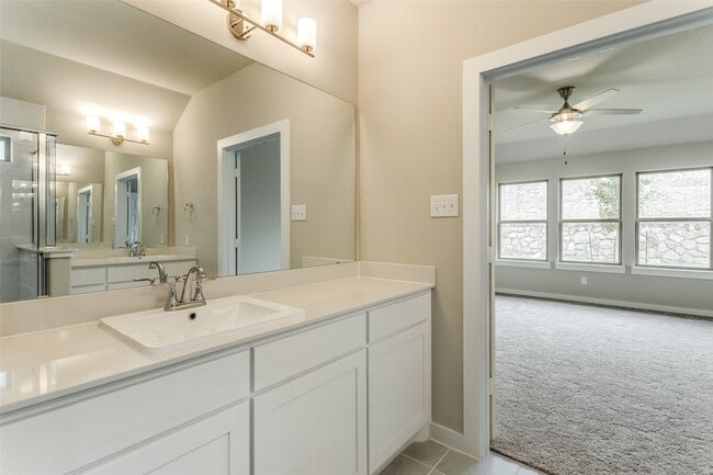 Building Photo - 5211 Bellhurst Dr