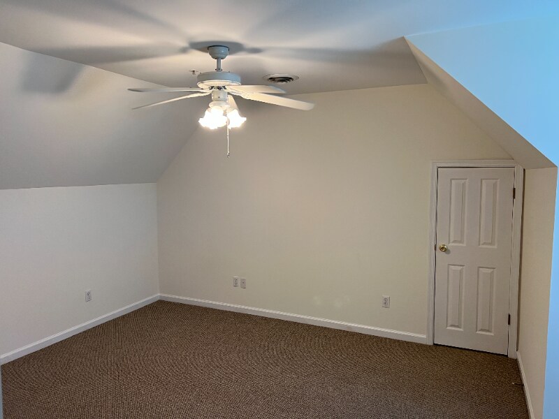 Building Photo - 1014 Zircon Ct