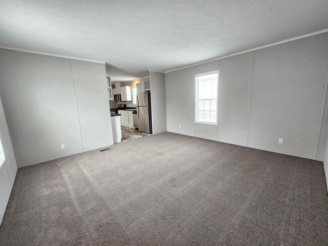 Building Photo - 46000 Geddes Rd