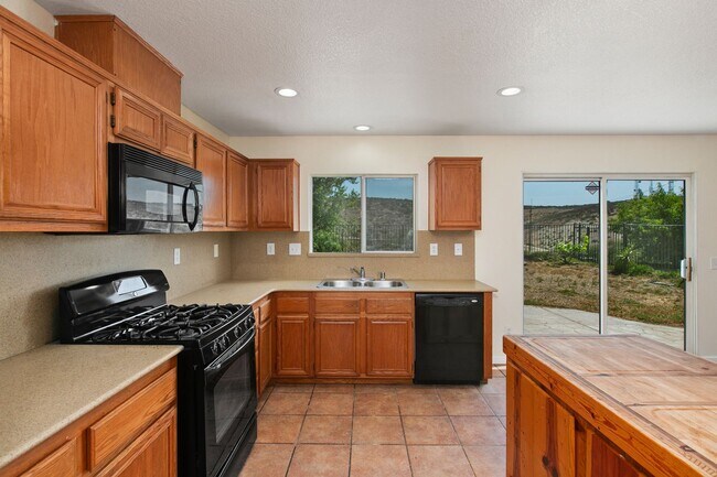 Building Photo - NEWLY RENOVATED! Central A/C, 2-Car Garage...