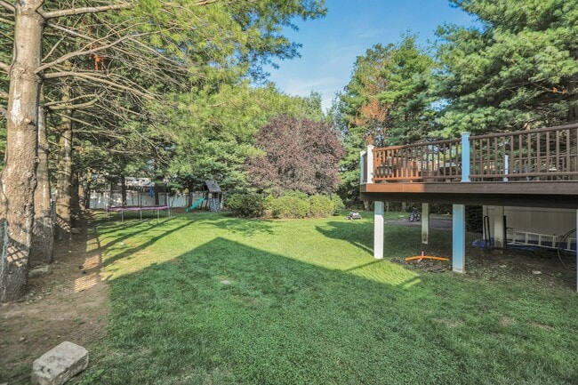 Building Photo - 357 Tom Hunter Rd