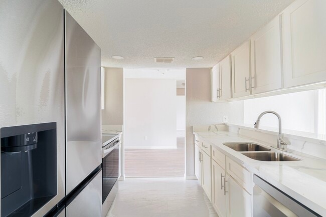 Building Photo - 19414 Leafwood Ln