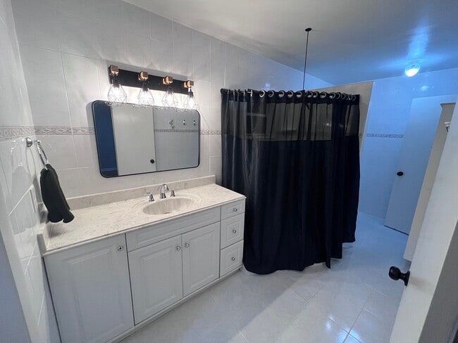 Building Photo - 1321 SW 129th Way