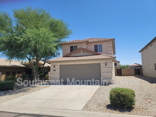 Building Photo - 1399 E Saguaro Trail