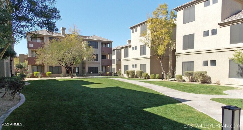 Building Photo - 3848 N 3rd Ave