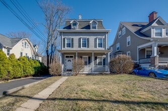 Building Photo - 47 Ridgedale Ave