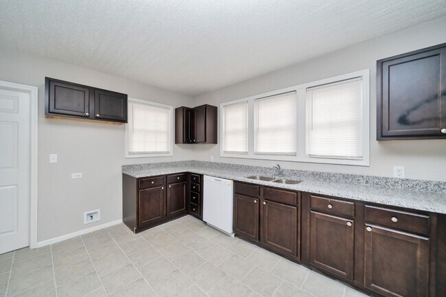 Building Photo - Stunning Bessemer Home on a Corner Lot wit...