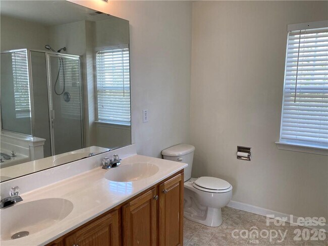 Building Photo - 17332 Newlands Corner Ln