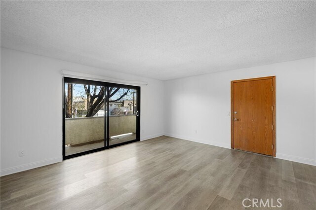 Building Photo - 16226 Vanowen St