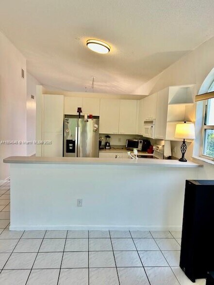 Building Photo - 670 NW 154th Ave