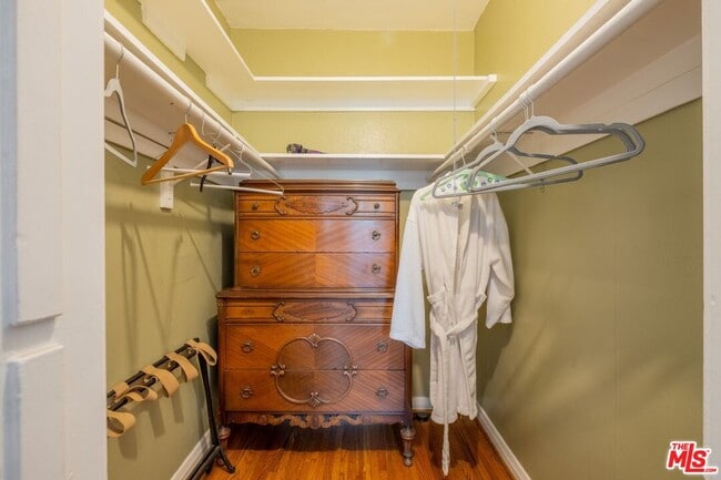 Building Photo - 8318 4th St