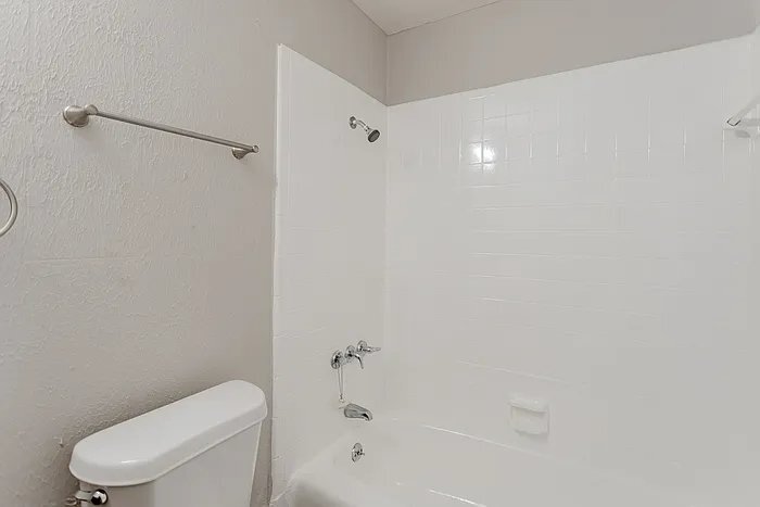 Building Photo - 5430 Maltese Dr