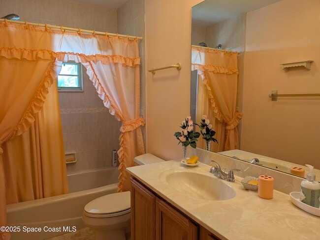 Building Photo - 510 Clifton Dr