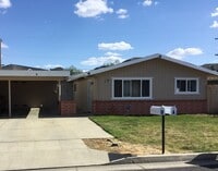 Building Photo - 1041 Cherry Ln