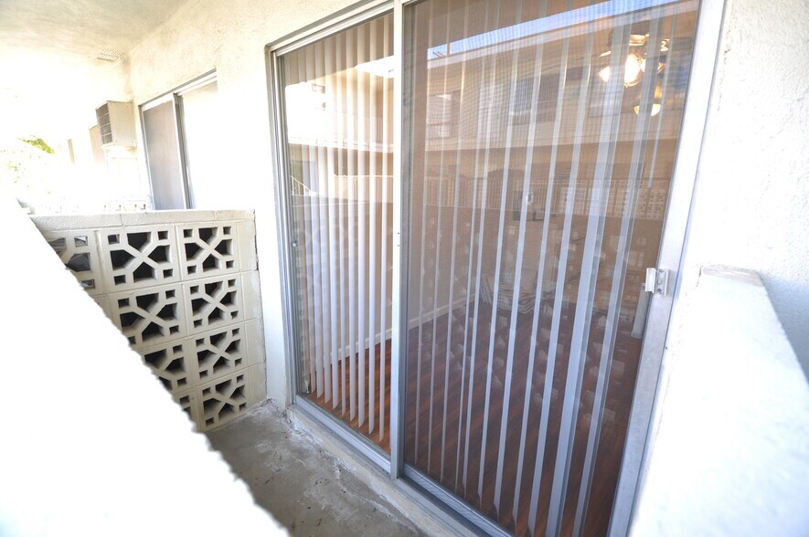 Building Photo - 12050 Tiara St