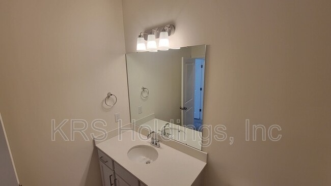 Building Photo - 841 Parc Townes Dr