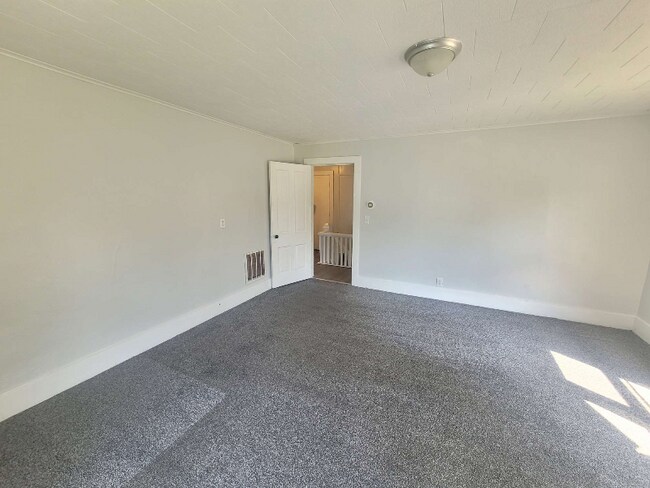 Building Photo - 120 N Wiley St