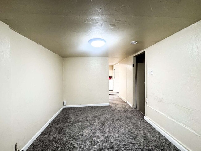 Building Photo - “1-Bedroom, 1-Bath Apartment in Yuma”