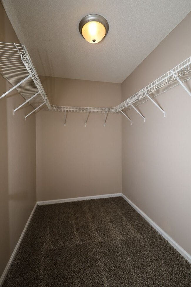 Building Photo - 1663 Fresno St
