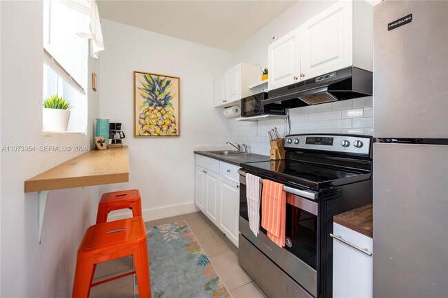 Building Photo - 1625 Fletcher St