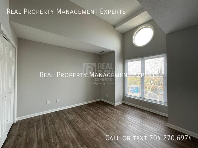 Building Photo - 9035 J M Keynes Dr