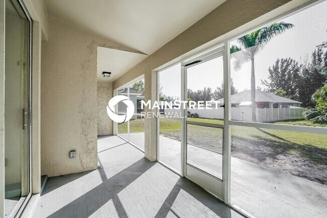 Building Photo - 3 Bedroom Pet-Friendly Home in Cape Coral, FL with Main Street Renewal
