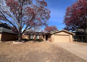 Building Photo - 5718 88th St