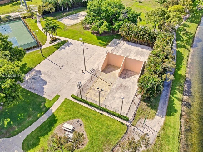 Building Photo - 237 Charter Way