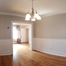 Building Photo - Fully Renovated 3BR Multi-Level Home with New Appliances