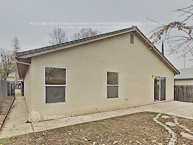Building Photo - 405 3rd St