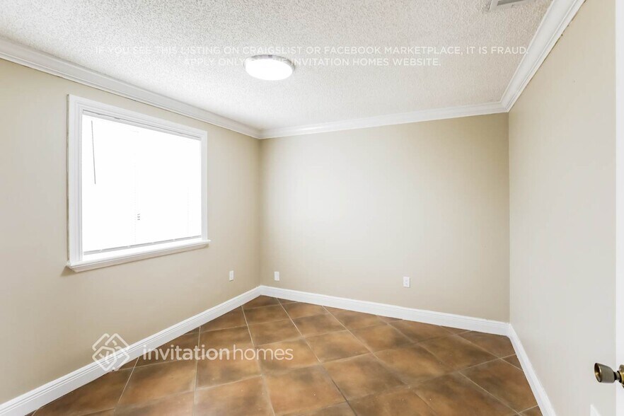 Building Photo - 18133 SW 153rd Pl