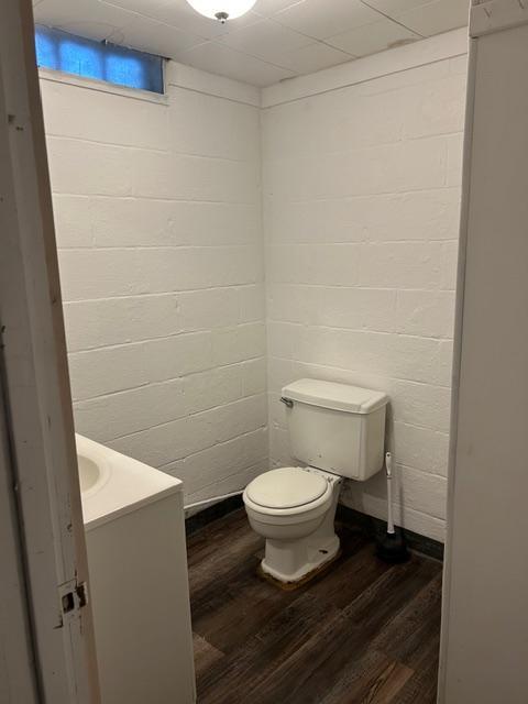 Building Photo - 2730 6th Ave