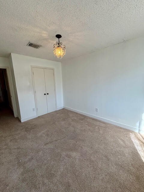 Building Photo - 2 Purpletop Ct