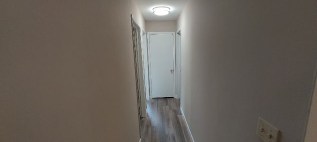 Building Photo - N142W6196 Concord St