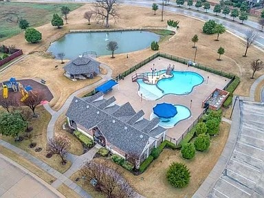 Building Photo - 506 Mustang Trail