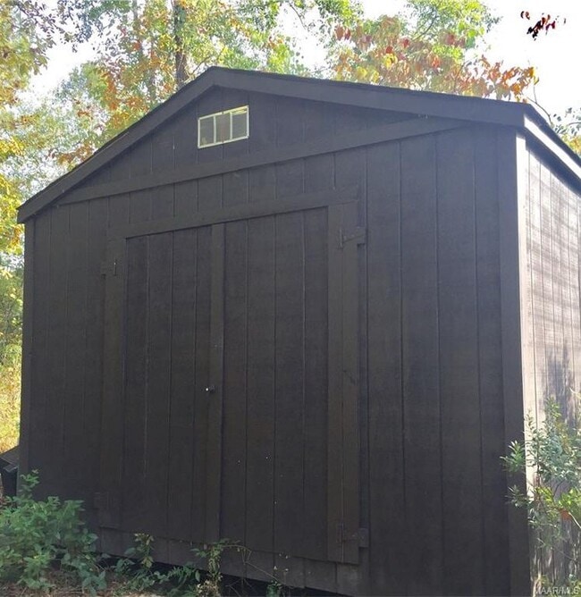 Building Photo - 250 Grace Chapel Trail