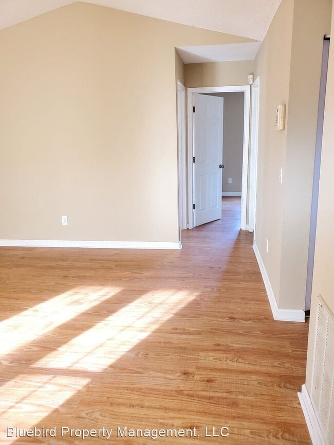 Building Photo - 2 br, 1 bath House - 108 Sunny Acres
